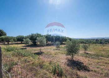 Vista delle montagne - Casa indipendente Via Giuseppe Garibaldi
 
171, Caltagirone - foto 28