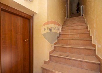 Scale - Casa semi indipendente Via San Giovanni Bosco
 
17/19, Caltagirone - foto 2