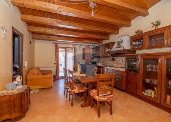 Cucina - Casa semi indipendente Via San Giovanni Bosco
 
17/19, Caltagirone - foto 10