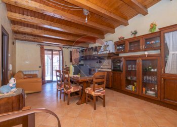 Sala da pranzo - Casa semi indipendente Via San Giovanni Bosco
 
17/19, Caltagirone - foto 11