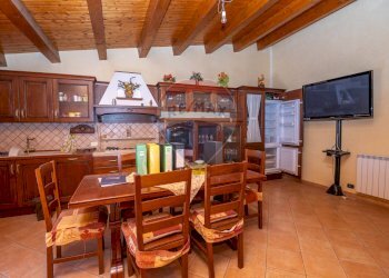 Sala da pranzo - Casa semi indipendente Via San Giovanni Bosco
 
17/19, Caltagirone - foto 14