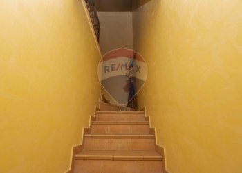 Scale - Casa semi indipendente Via San Giovanni Bosco
 
17/19, Caltagirone - foto 15