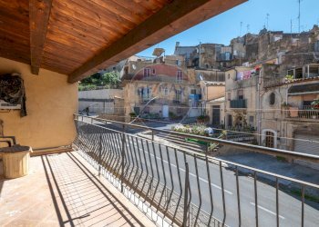 Balcone - Casa semi indipendente Via San Giovanni Bosco
 
17/19, Caltagirone - foto 20