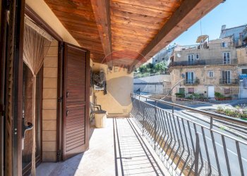 Balcone - Casa semi indipendente Via San Giovanni Bosco
 
17/19, Caltagirone - foto 22