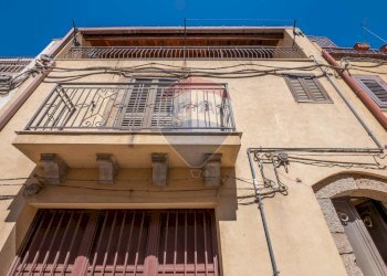 Edificio all\'aperto - Casa semi indipendente Via San Giovanni Bosco
 
17/19, Caltagirone - foto 28