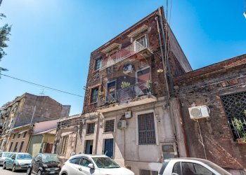 Edificio all\'aperto - Appartamento Via San Paolo
 
59, Catania - foto 25