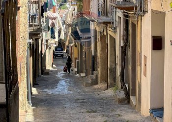 Edificio all\'aperto - Independent house Via Roccabianca
 
21, Piazza Armerina - photo 24