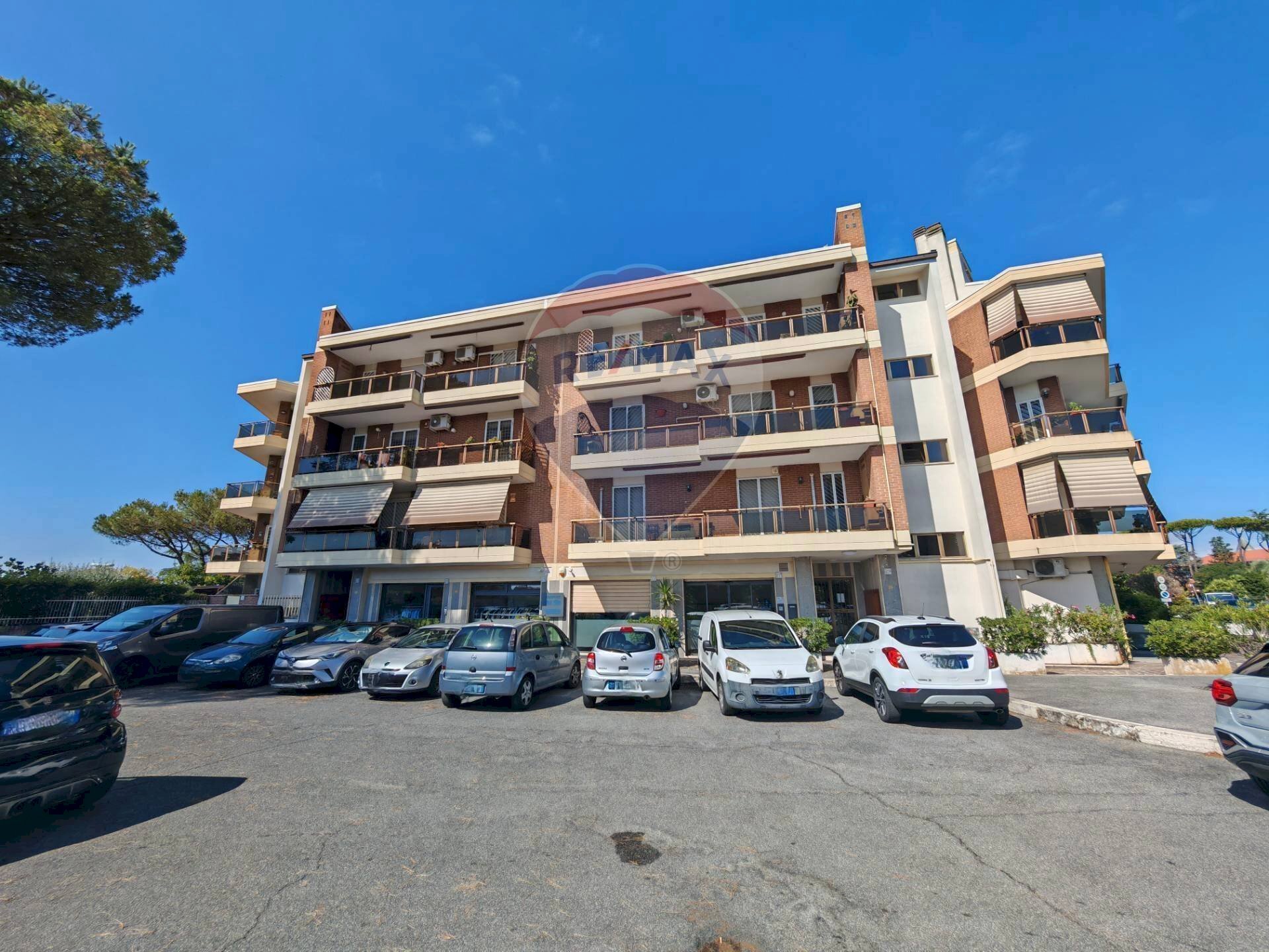 Edificio all\'aperto - Bilocale Via Degli Aldobrandeschi, Roma - foto 1