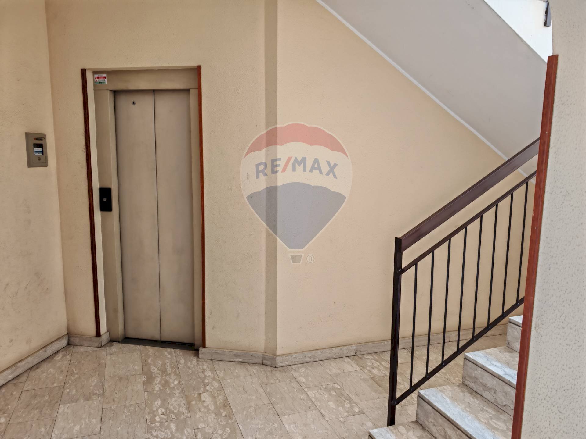 Scale - Bilocale Via Degli Aldobrandeschi, Roma - foto 3