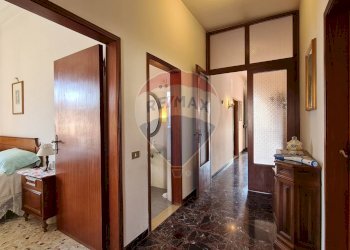 Hall / corridoio - Independent house Via Petrarca
 
14, Vinci - photo 23