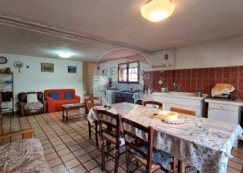 Sala da pranzo - Independent house Via Petrarca
 
14, Vinci - photo 34