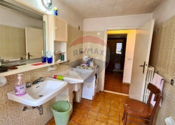 Bagno - Independent house Via Petrarca
 
14, Vinci - photo 40