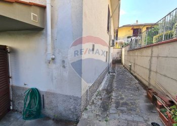 Terrazza - Independent house Via Petrarca
 
14, Vinci - photo 44