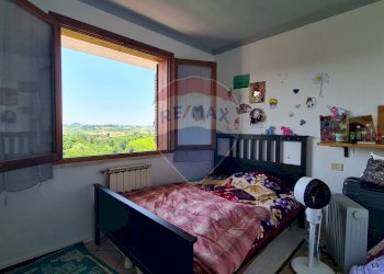 Camera / camera da letto - Trilocale Via 2 settembre
 
336/A, Cerreto Guidi - foto 14