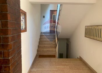 Scale - Bilocale VIA VINCENZO MONTI
 
38, Guidonia Montecelio - foto 6