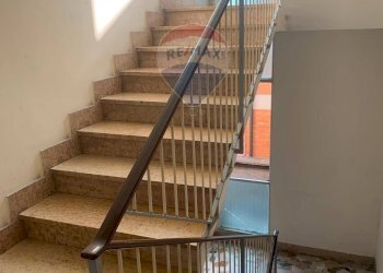 Scale - Bilocale VIA VINCENZO MONTI
 
38, Guidonia Montecelio - foto 23