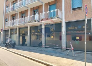 Edificio all\'aperto - Locale Commerciale via parravicini
 
2, Monza - foto 13