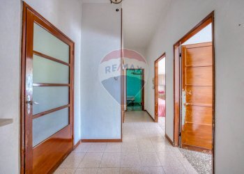 Hall / corridoio - Casa semi indipendente Via Giuseppe Garibaldi
11, Ostellato - foto 20