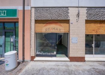 Edificio all\'aperto - Casa semi indipendente Via Giuseppe Garibaldi
11, Ostellato - foto 24