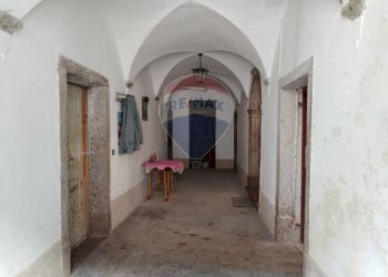 Hall / corridoio - Casa semi indipendente aune, Sovramonte - foto 19