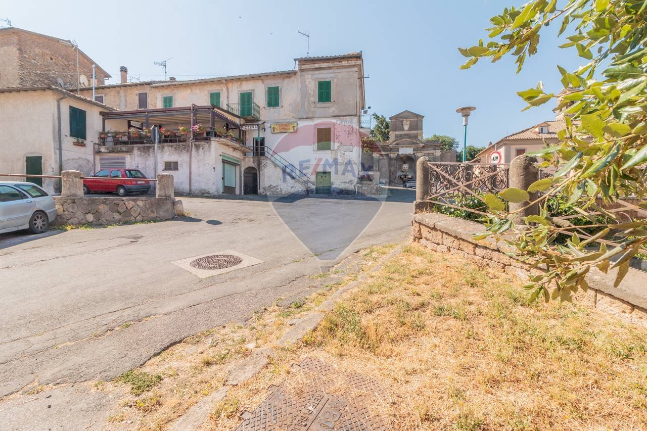 Casa all\'aperto - Commercial Premises Montecavallo
87, Monte Romano - photo 3