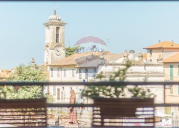Edificio all\'aperto - Commercial Premises Montecavallo
87, Monte Romano - photo 10