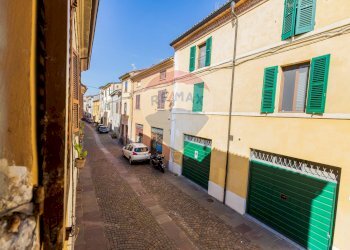 Edificio all\'aperto - Casa semi indipendente Via Gaetano Zilioli
 
4, Busseto - foto 6