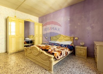 Camera / camera da letto - Casa semi indipendente Via Gaetano Zilioli
 
4, Busseto - foto 11