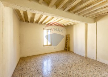 Stanza vuota - Casa semi indipendente Via Gaetano Zilioli
 
4, Busseto - foto 14