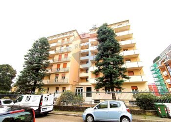 Edificio all\'aperto - Laboratory Catullo
 
8, Busto Arsizio - photo 7