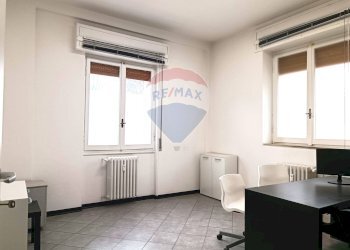 Ufficio - Laboratory Catullo
 
8, Busto Arsizio - photo 2