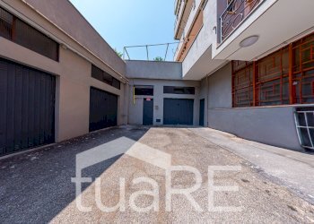 Foto 12 - Negozio Via Degli Archinto, Roma - foto 12