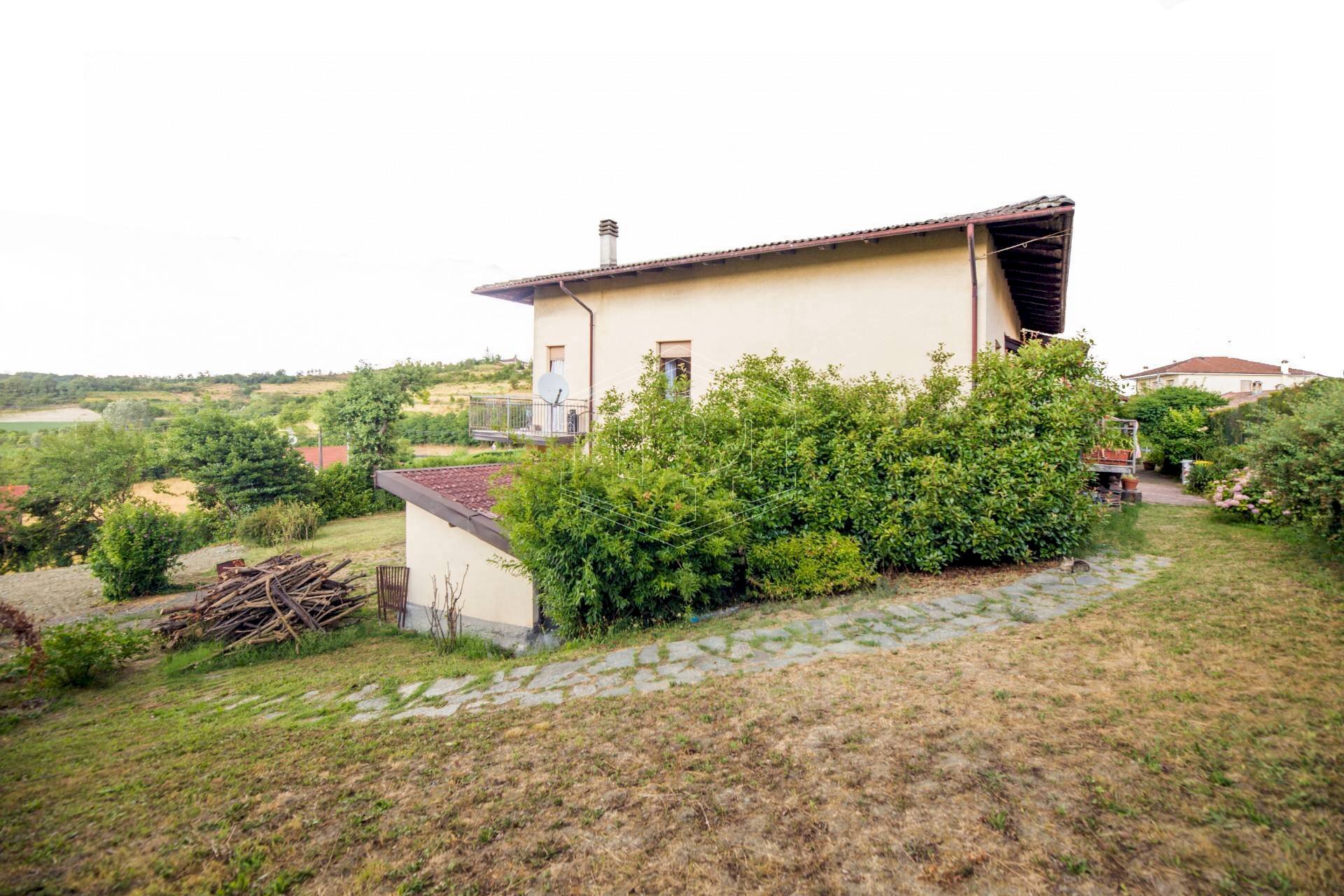 Casa semi indipendente Via Martiri della Benedicta, Casaleggio Boiro - foto 2