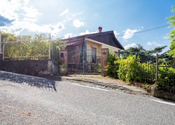Casa semi indipendente Via Martiri della Benedicta, Casaleggio Boiro - foto 7