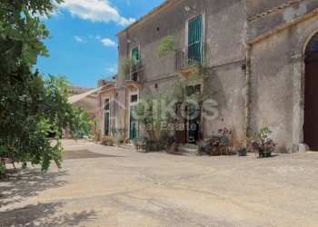 Foto 2 - Villa contrada Busulmone
 
2, Noto - foto 2