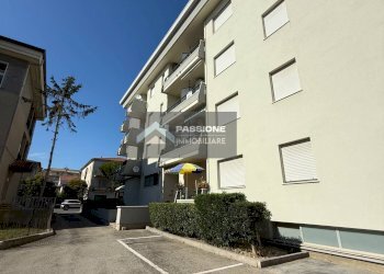 Foto 16 - Trilocale Viale Mazzini
 
100-102-104, Alba Adriatica - foto 16