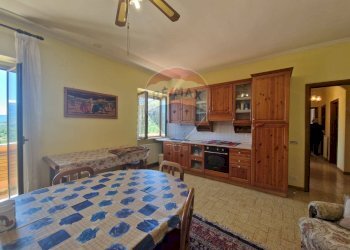 Sala da pranzo - Trilocale Via Sant'Elena
 
4, Caramanico Terme - foto 2