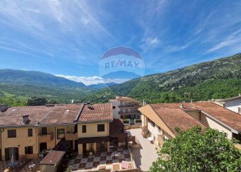 Edificio all\'aperto - Trilocale Via Sant'Elena
 
4, Caramanico Terme - foto 8