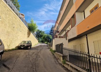Edificio all\'aperto - Trilocale Via Sant'Elena
 
4, Caramanico Terme - foto 16