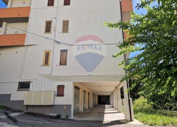 Edificio all\'aperto - Trilocale Via Sant'Elena
 
4, Caramanico Terme - foto 17