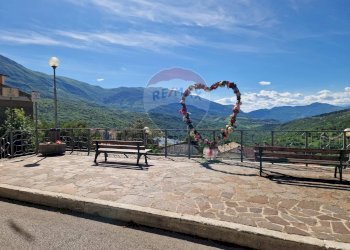 Vista delle montagne - Trilocale Via Sant'Elena
 
4, Caramanico Terme - foto 18