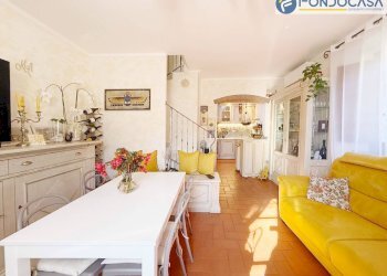 ingresso-soggiorno - Appartamento Via Guicciardi, Seravezza - foto 1