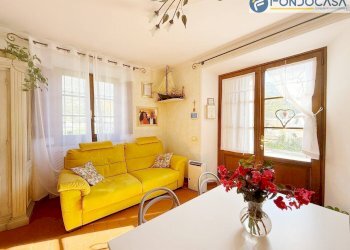 ingresso-soggiorno - Appartamento Via Guicciardi, Seravezza - foto 3