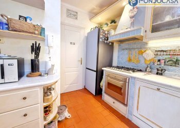 cucina - Appartamento Via Guicciardi, Seravezza - foto 8