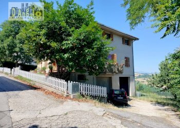 Foto 3 - Casa indipendente Via Crocifisso
 
45, Castignano - foto 3