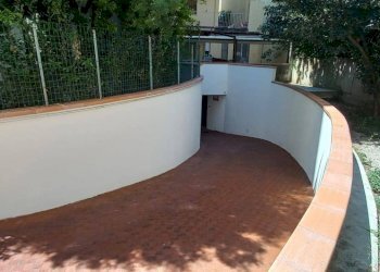 Foto 6 - Magazzino via bellini
 
17, Firenze - foto 6