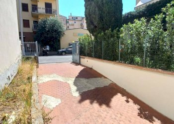 Foto 8 - Magazzino via bellini
 
17, Firenze - foto 8