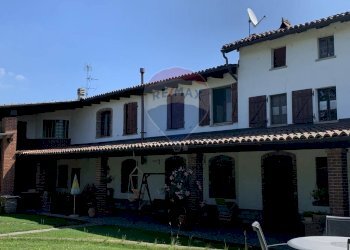 Casa all\'aperto - Rustico Via Orti Grandi
 
5, Sale - foto 2