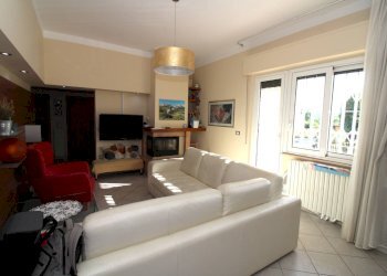 Sala piano 1 - Casa indipendente Località Piane di Collevecchio
 
110, Montorio al Vomano - foto 7