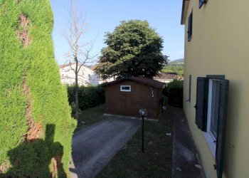 Giardino piano primo - Casa indipendente Località Piane di Collevecchio
 
110, Montorio al Vomano - foto 22